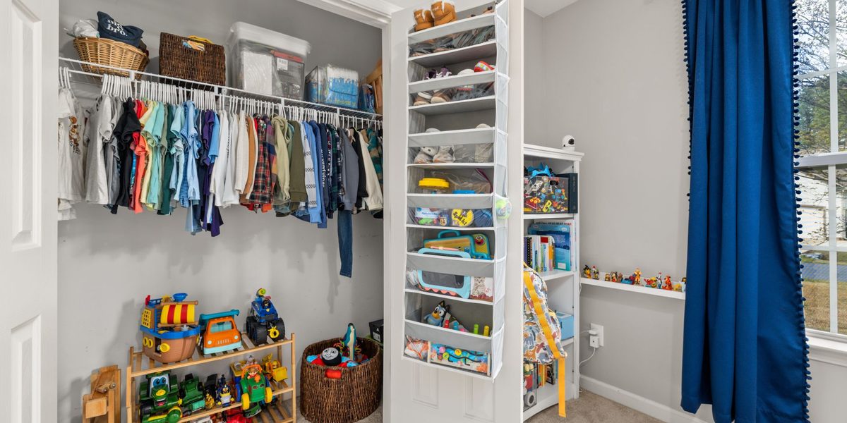 How to Declutter Your Home One Room at a Time
